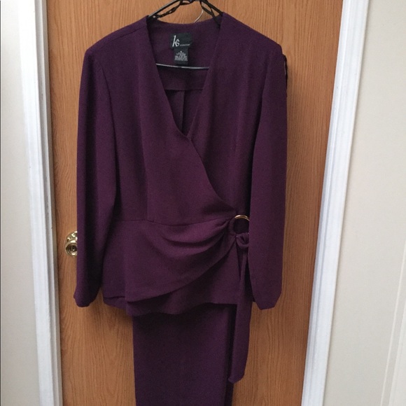 Pants suit - Picture 1 of 1